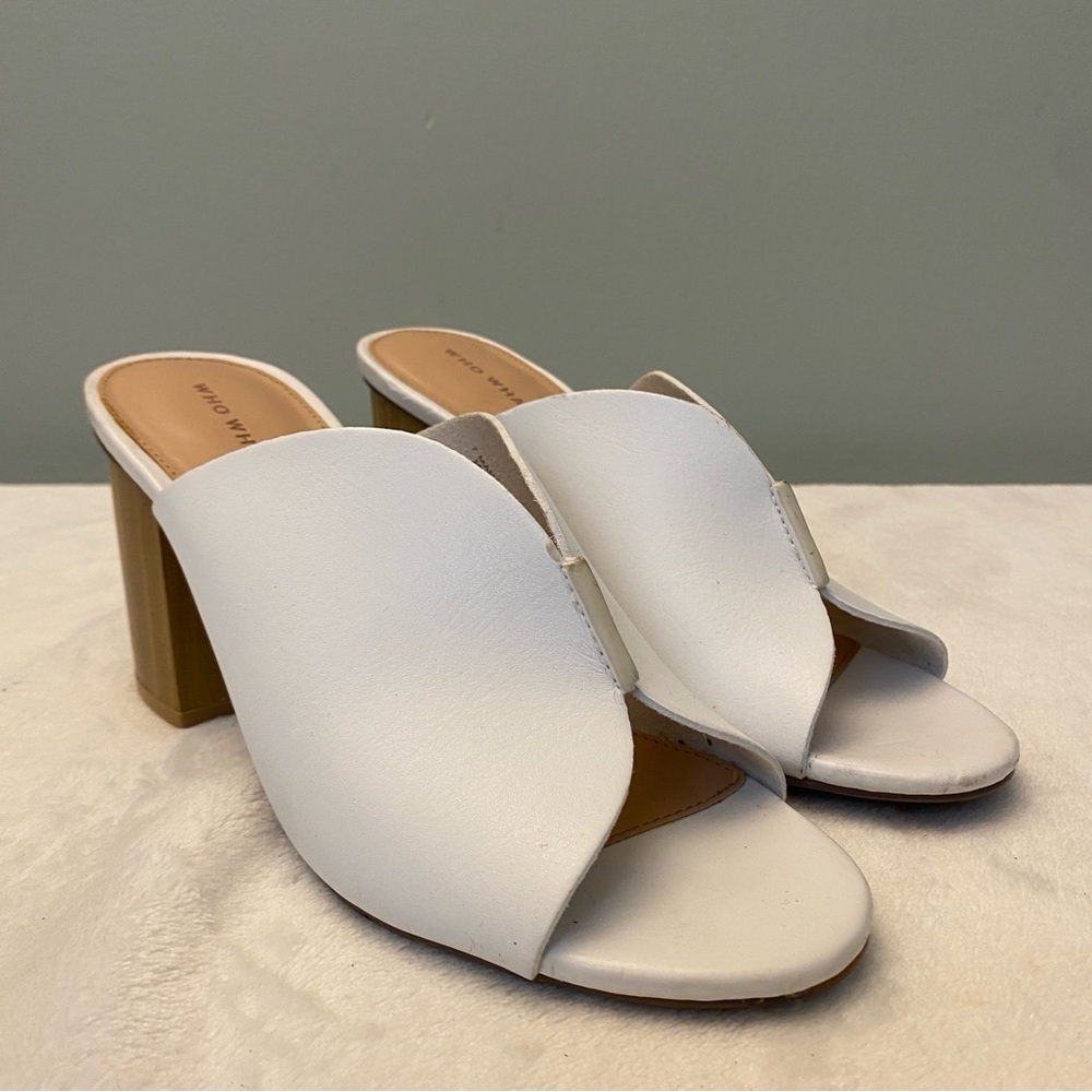 Who What Wear Allegra White Mule with Wooden Block Heel